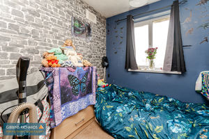 Bedroom- click for photo gallery